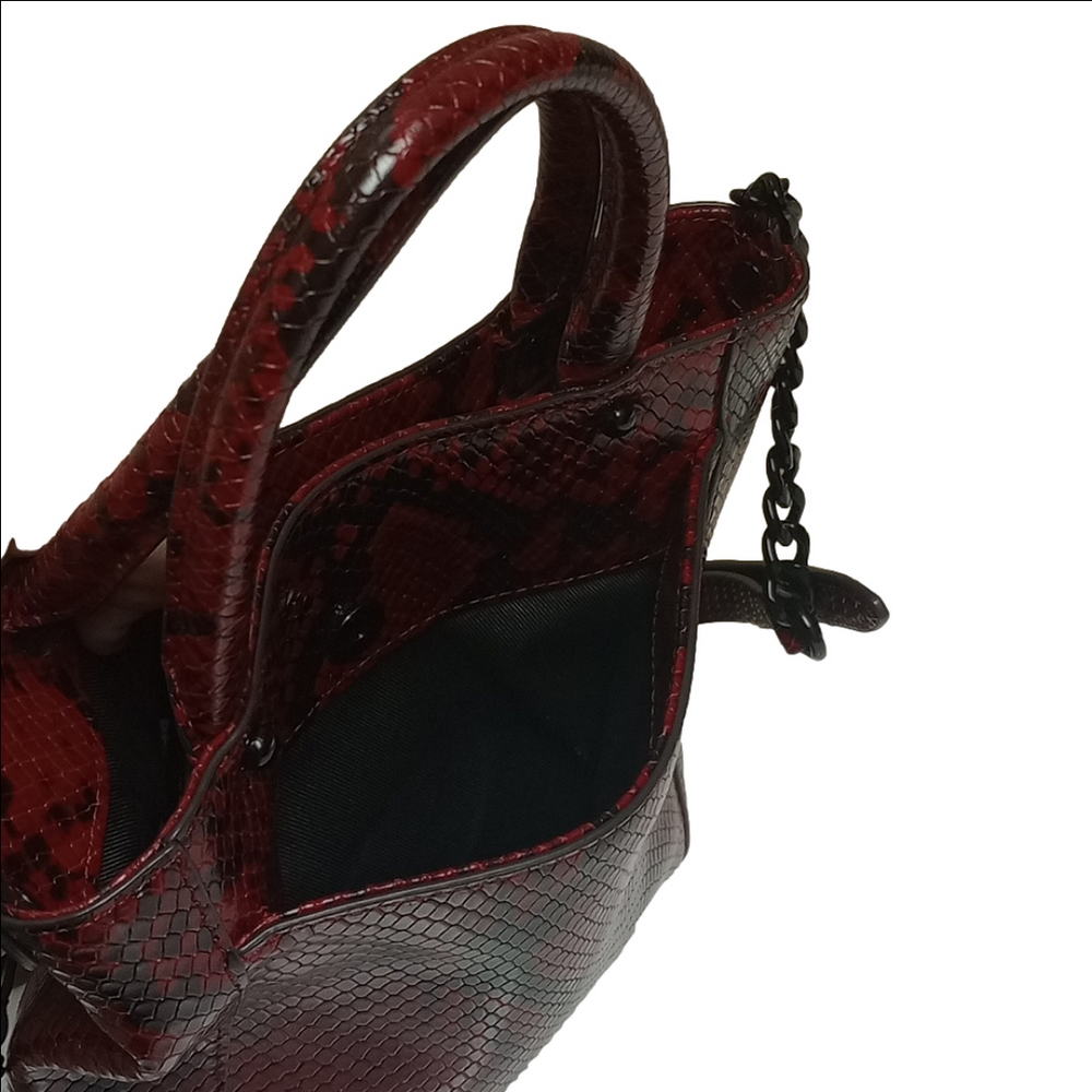 🆕 REBECCA MINKOFF "RED APPLE" SNAKE SKIN EMBOSSED LEATHER CROSSBODY CHAIN TOTE - Picture 7 of 12